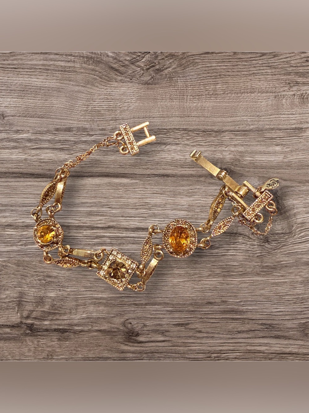 Beautiful Gold Tone Stone Bracelet with Amber Colored Stones